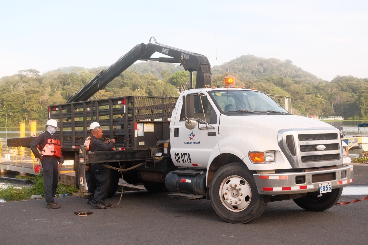 Private Tour Down The Panama Canal, and Seeing Sloths!, Panama (photo 5)
